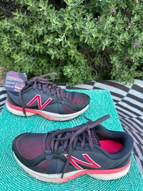 New Balance Wx88 Ankle-High Mesh CrossTrainers,5.5